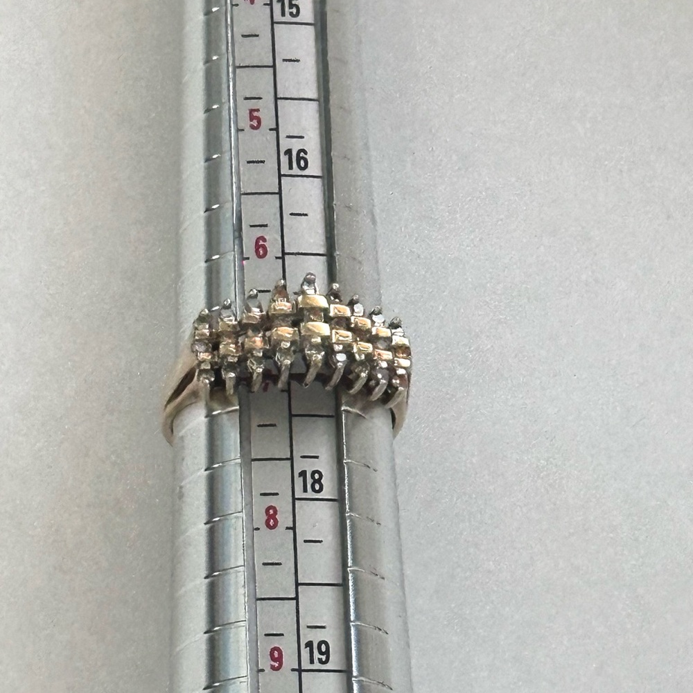 Womens Size 7 10k Yellow Gold 1/4 Carat TW Diamond Ring - Picture 5 of 12